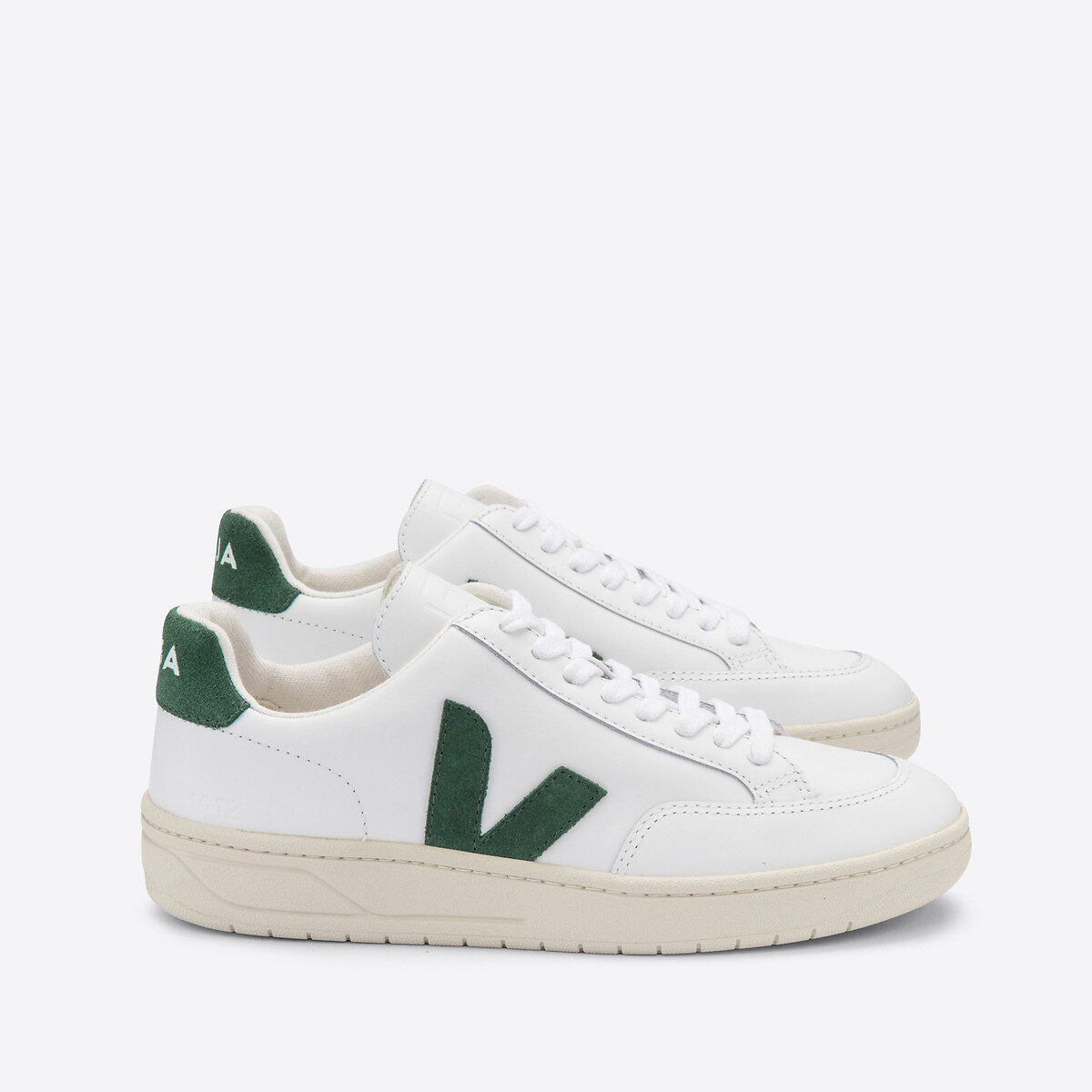 veja v10 low top