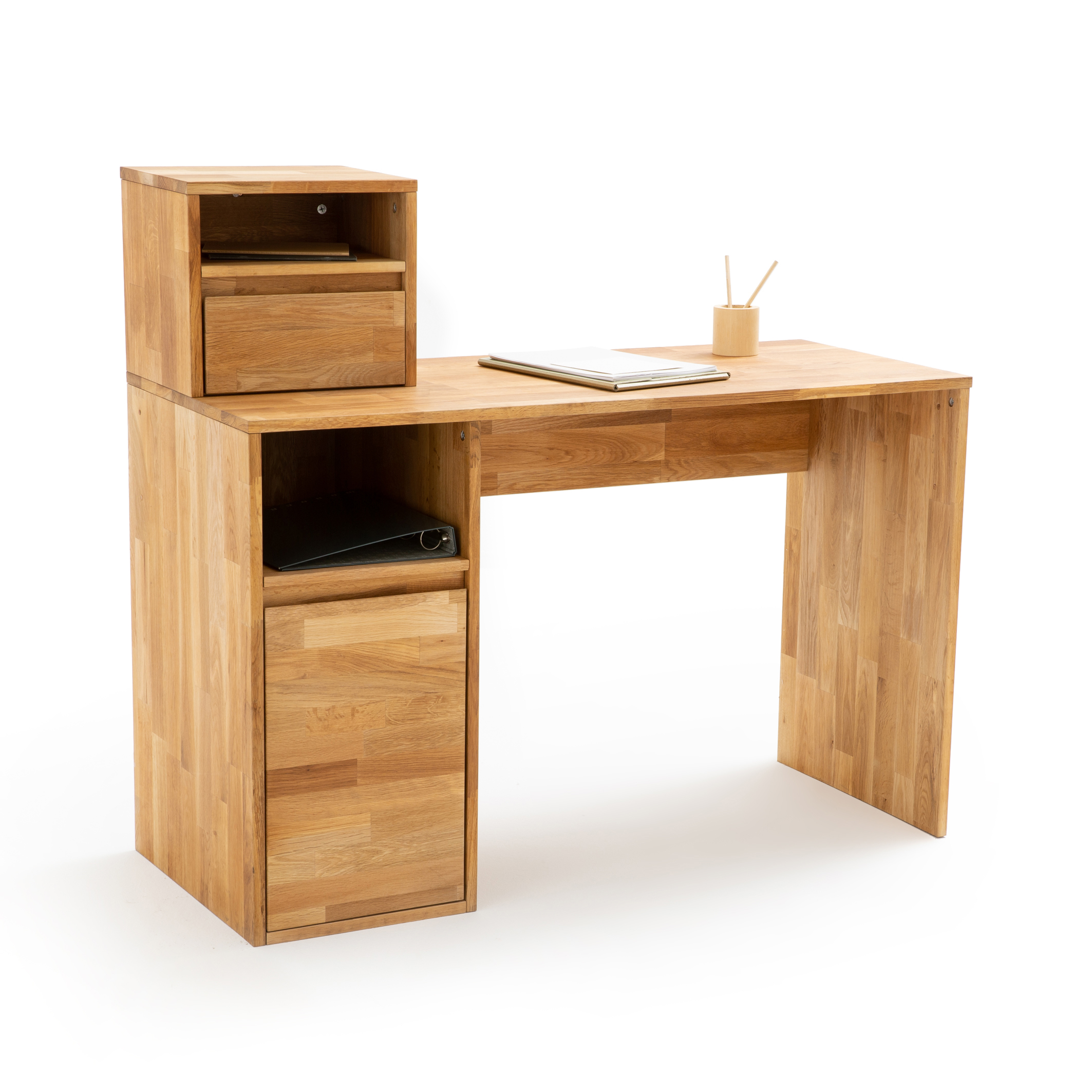 Письменные столы дуб купить. Письменный стол la Redoute. Письменный стол из массива. Письменный стол из Масси. Компьютерный стол из массива дерева.